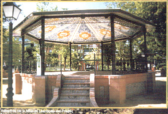 Templete de los musicos en los Jardines del Prado. ( El techo interior es todo de ceramica)
